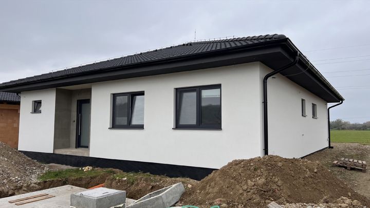 Rodinný dom Ducové – realizácia COMACC STAV