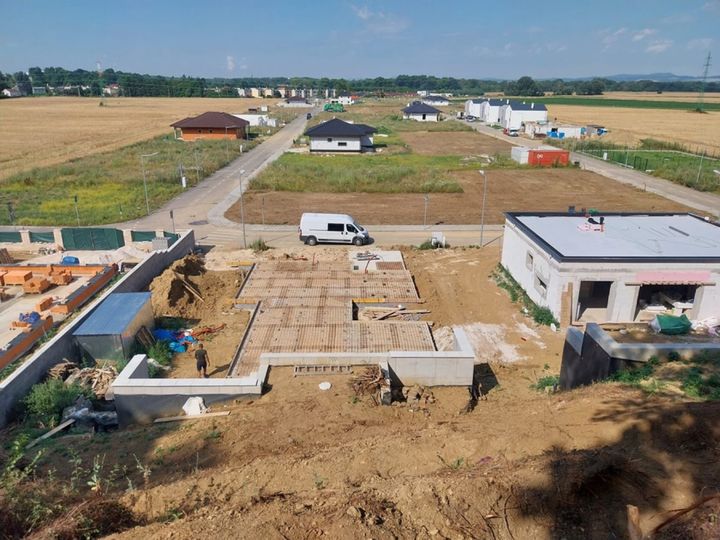 Rodinný dom Moravany 2 – realizácia COMACC STAV