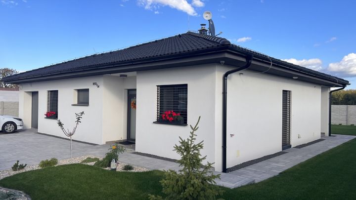 Rodinný dom Veľké Kostolany – realizácia COMACC STAV